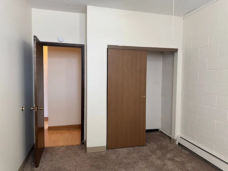 Crestwood Apartments — Photo 80