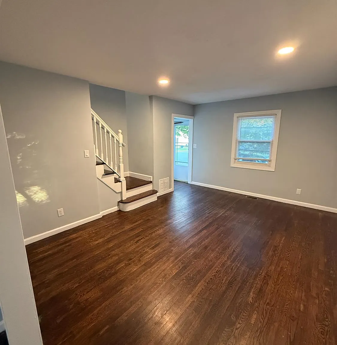 2 bed, 1.0 bath, $2,600 — Photo 3