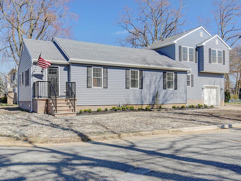 1st image of 60 Baldwin Ave