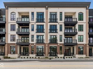 41 N Rangeline Rd #2, Carmel, IN 46032