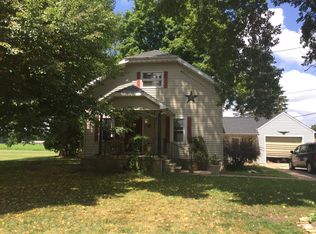 224 W 1st St, Minonk, IL 61760