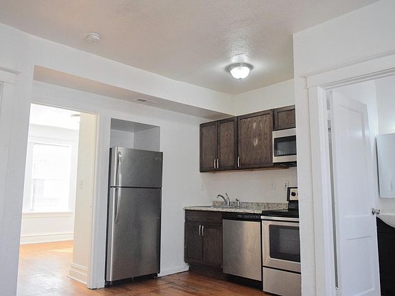 3rd image of 5010 Virginia Ave #2W