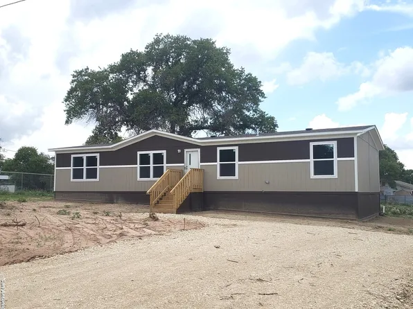 22807 BLACK CHERRY, Elmendorf, TX 78112