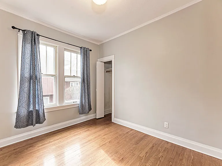 4915 Edward Ave — Photo 10