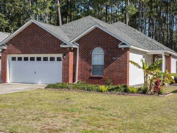 1608 Stanford Rd, Gulf Breeze, FL 32563