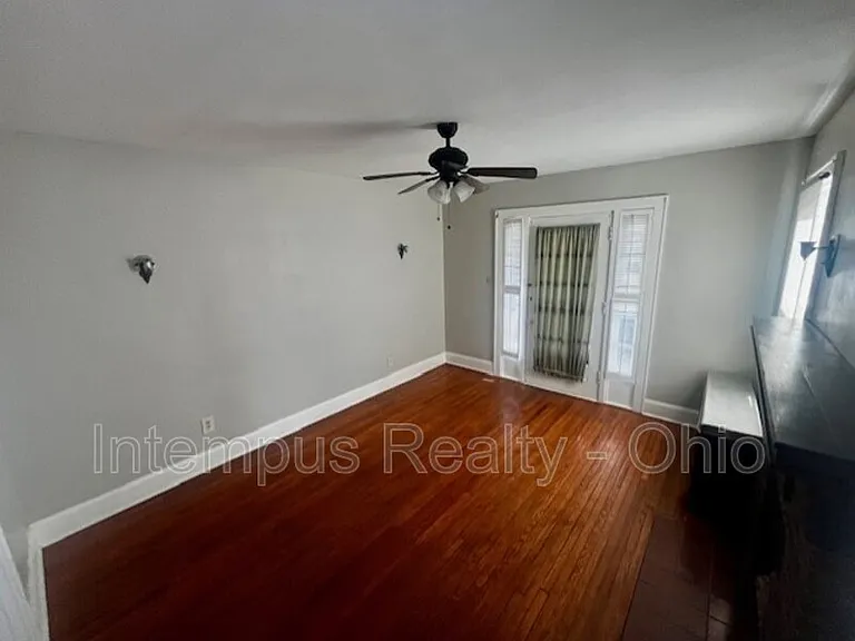 4237 Vine St #2 — Photo 7