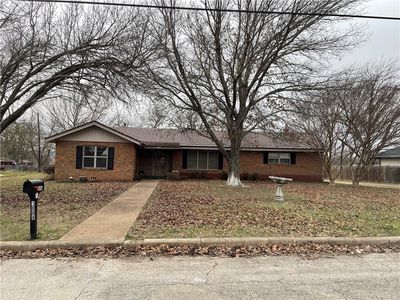 1008 N Bosque St, Meridian, TX, 76665