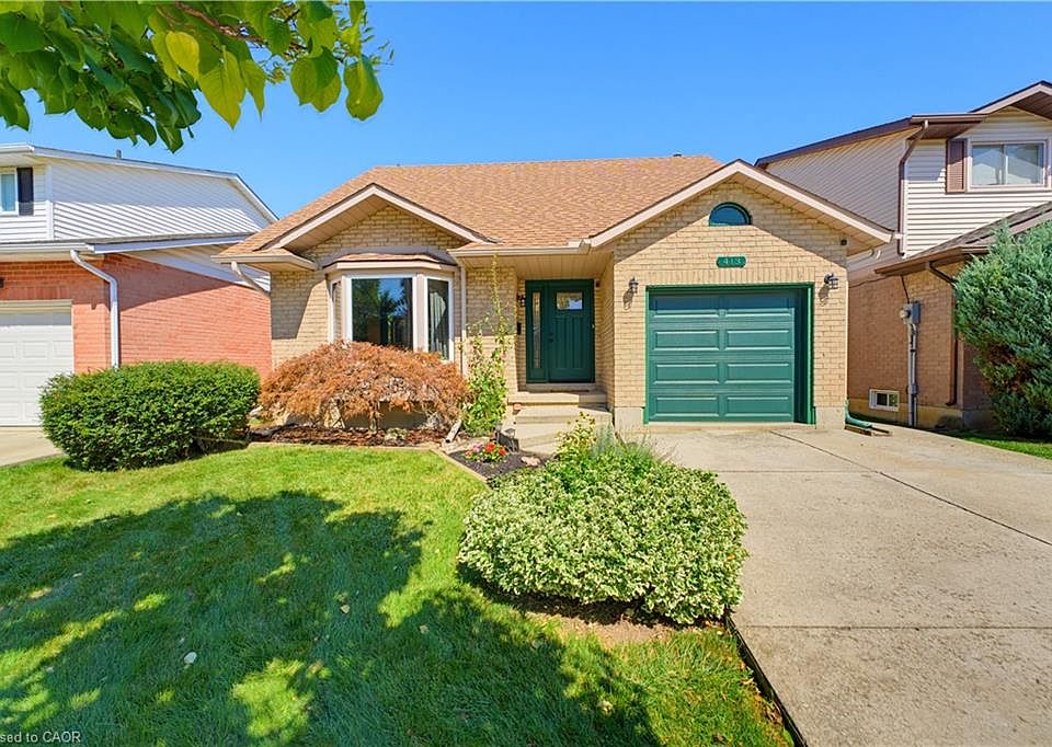 1st image of 413 Acadia Dr
