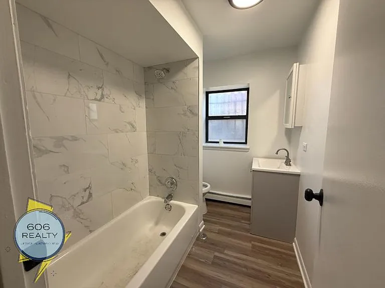 5850-58 S. King Drive — Photo 16
