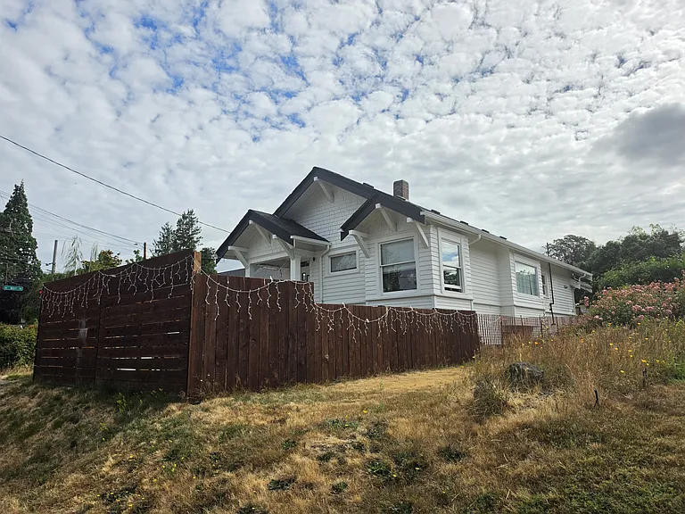 7930 Wallingford Ave N — Photo 14
