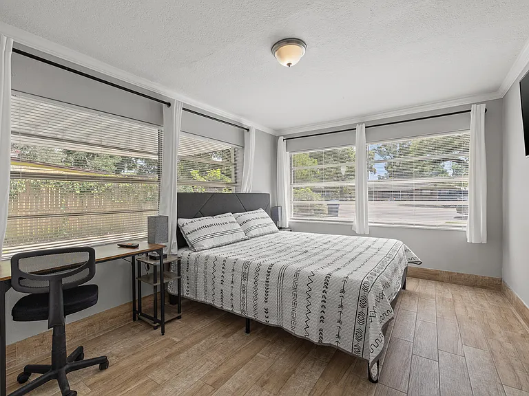 4306 E Powhatan Ave #1 — Photo 13