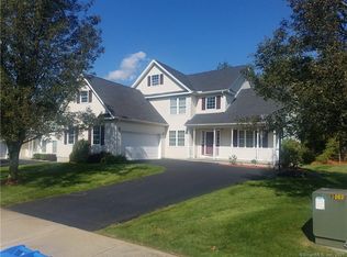 40 Glen Ridge Rd, Hamden, CT 06518