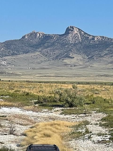 Your view of beautiful Heart mountain.