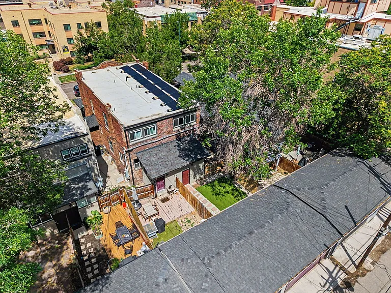 1230 N Logan St — Photo 3