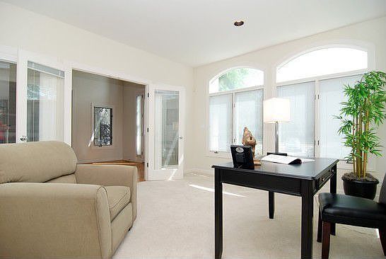 5th image of 486 Somerset Hills Ct
