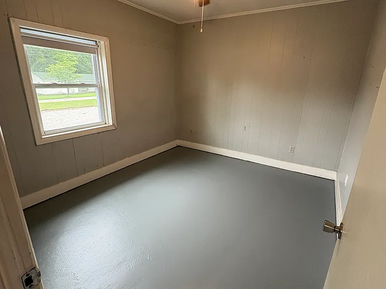 113 N West St #115 — Photo 8