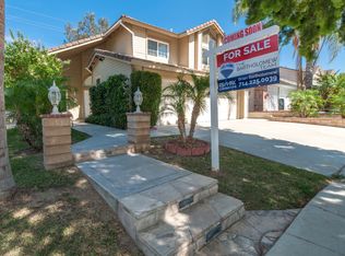 1751 Fairmont Dr, Corona, CA 92882