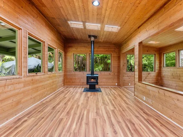 193994 Kalani Honua Loop, Volcano, HI 96785