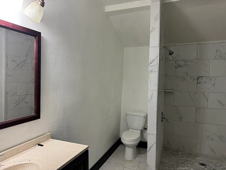 1811 W Easton Ct — Photo 8
