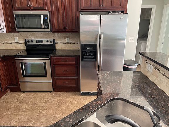3rd image of 2912 Stillwood Way