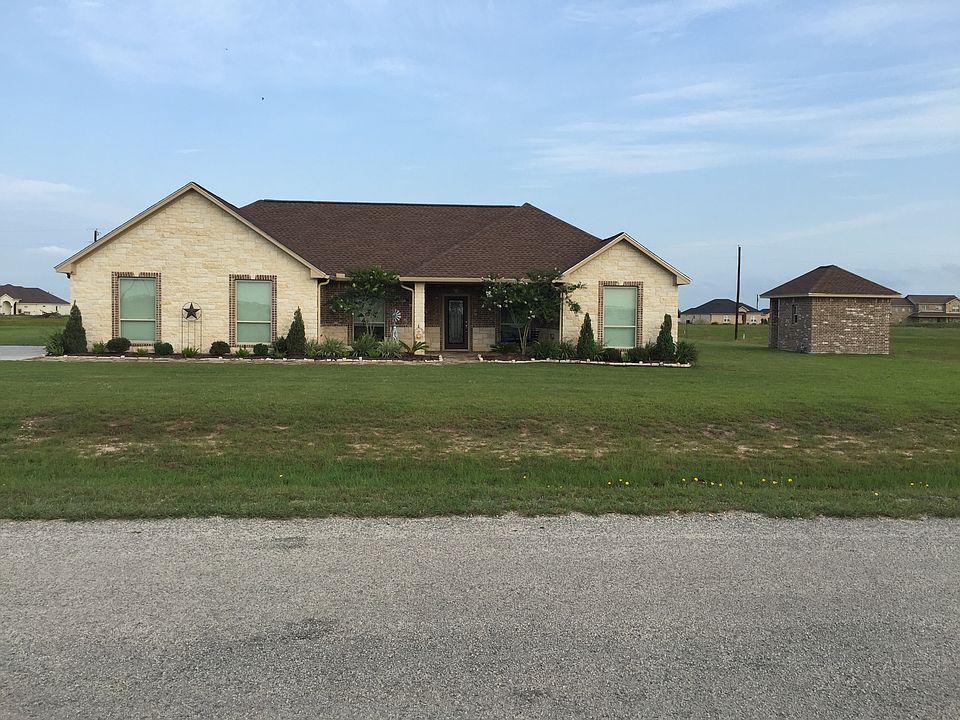 1st image of 155 La Luz Dr