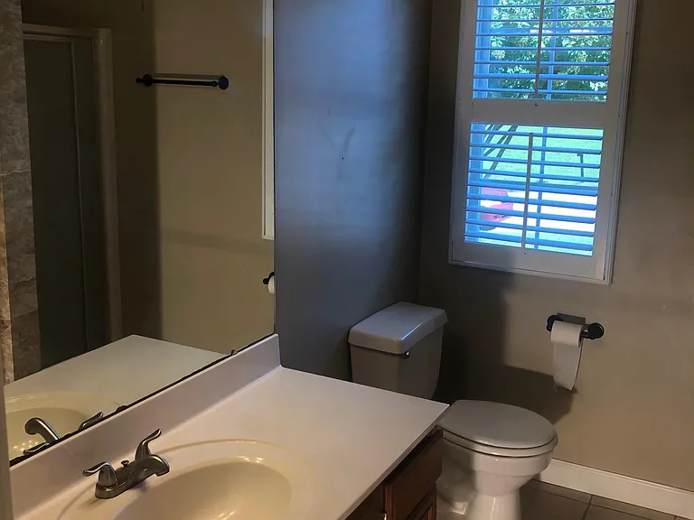 983 Birch Ct — Photo 8
