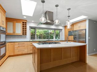 2640 SW Vista Dr, Portland, OR 97225