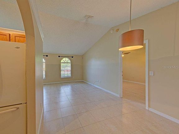 3rd image of 1053 Long Branch Ln