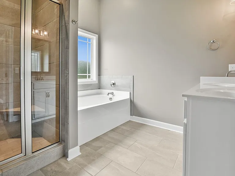 542 Tacoma Dr — Photo 10