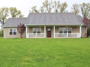 11455 E Union Church Rd, Centralia, MO 65240