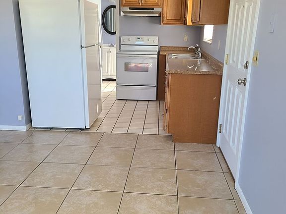 4th image of 3394 74th Ave N APT B