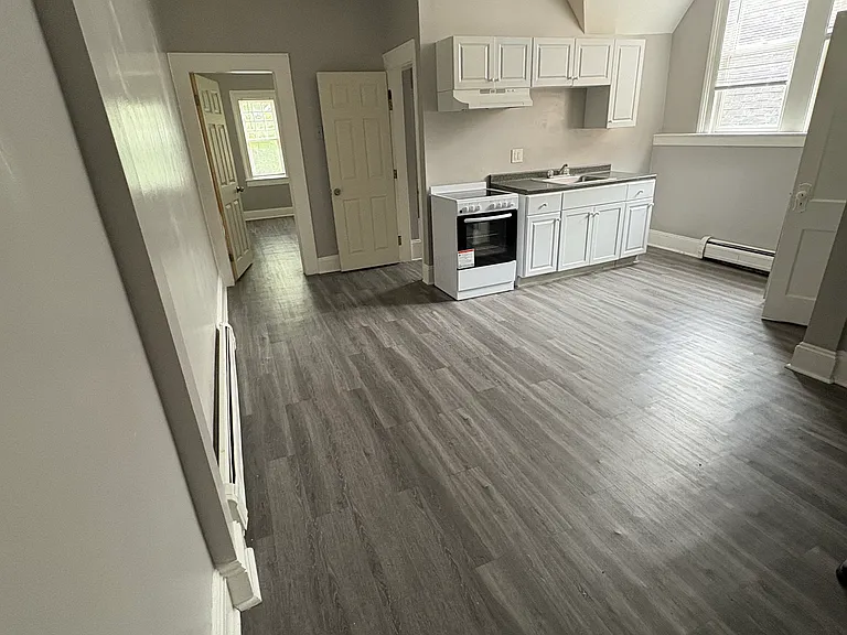 860 Park Ave #10 — Photo 1