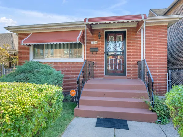 3923 Pulaski St, East Chicago, IN 46312