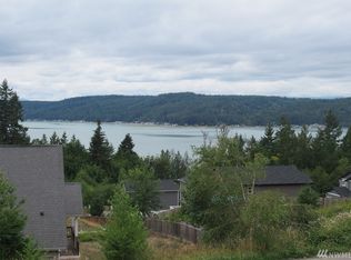 60 E Ellinor Peak Pl, Belfair, WA 98528