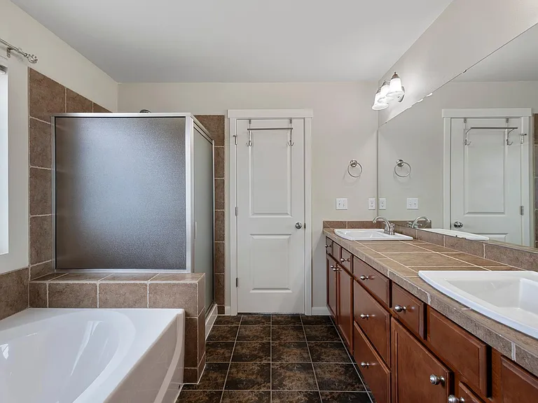 5463 Razor Peak Dr — Photo 16