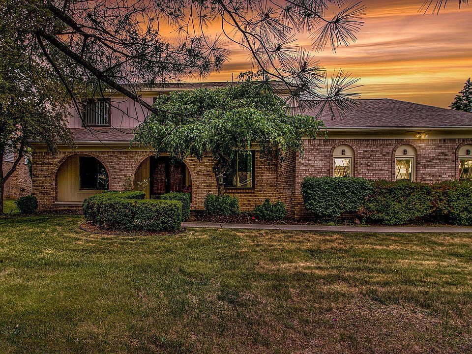 1st image of 37872 Baywood Dr