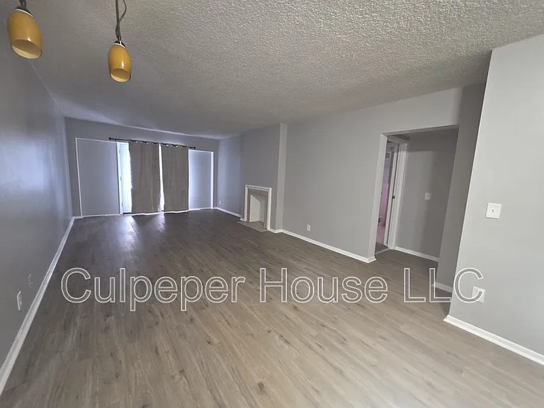 4102 Garden Estates Dr #4 — Photo 1