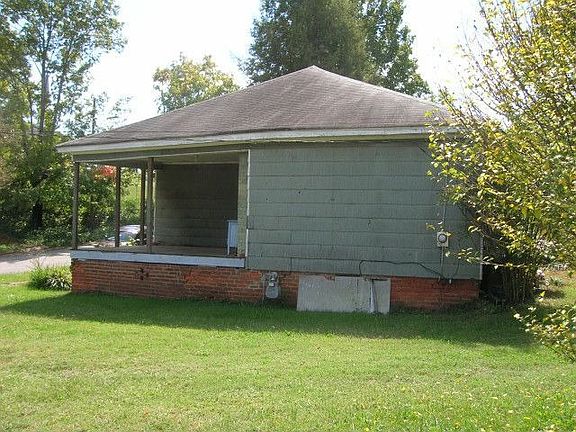 3rd image of 117 Spencer St
