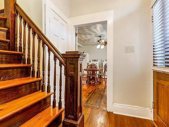 5th image of 1021 Poland Ave