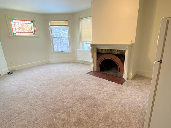 2nd image of 141 Fenno St APT 3