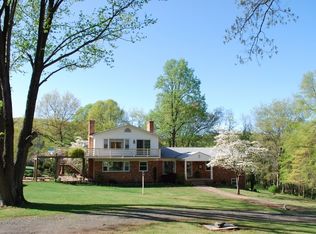 5532 Merry Oaks Rd, The Plains, VA 20198