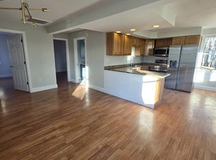 84 Copperfield Rd APT 3, Worcester, MA 01602