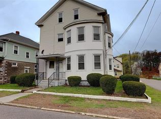 107-109 2nd St, East Providence, RI 02914