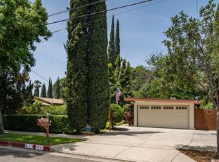 8521 Gothic Ave, North Hills, CA 91343