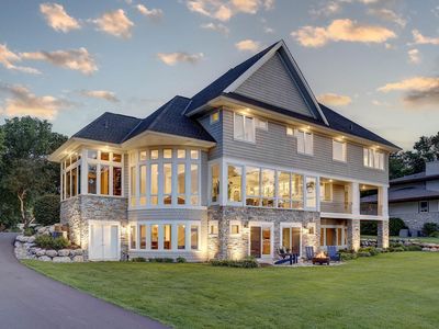 2625 Woodbridge Rd, Minnetonka Beach, MN, 55391