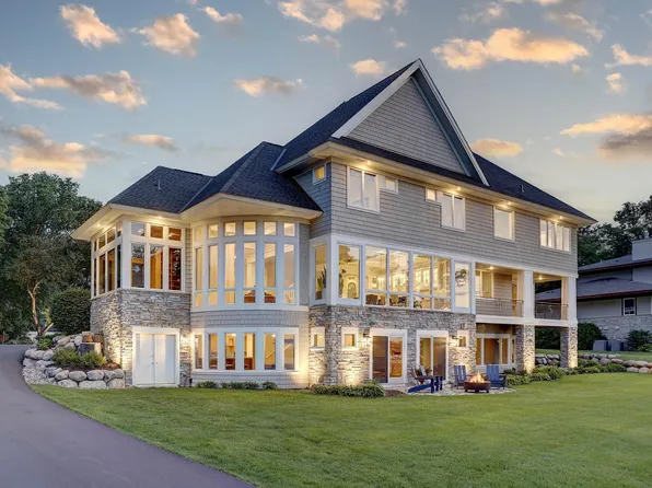 2625 Woodbridge Rd, Minnetonka Beach, MN 55391