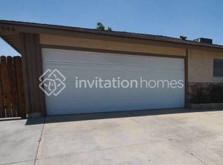 546 N Sandalwood Ave, Rialto, CA 92376