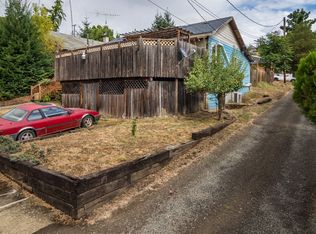 647 NE Casper St, Roseburg, OR