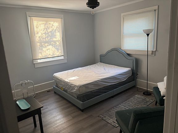 4th image of 1337 Duncan Ave