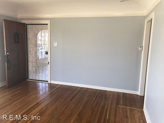 5th image of 1828 W 70th St